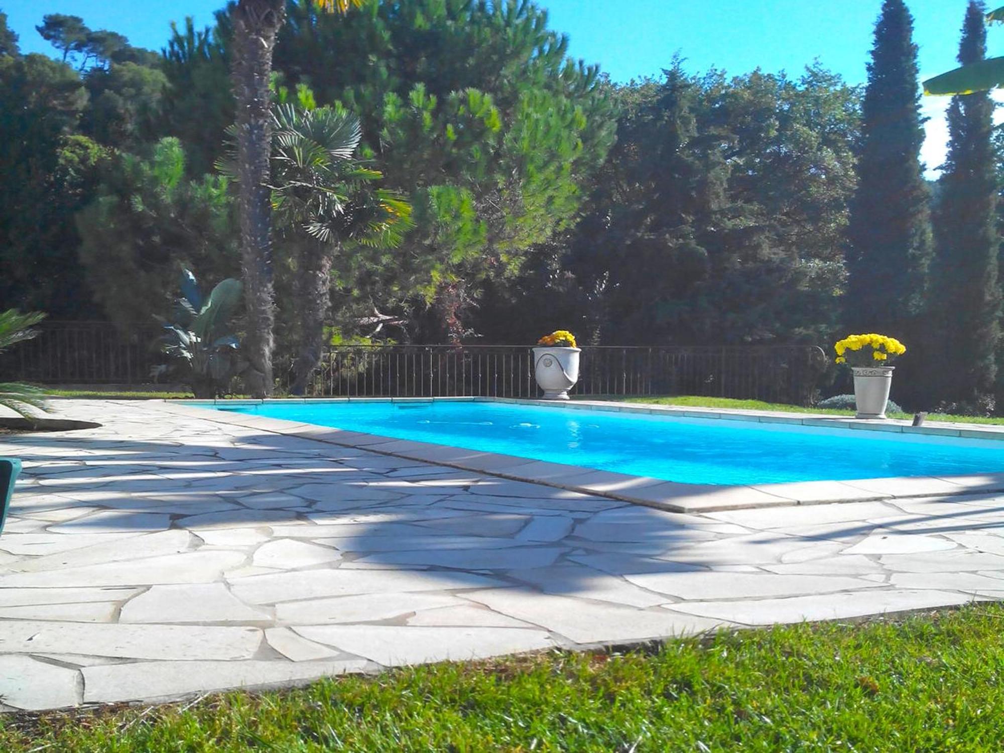 Peaceful Villa In Saint Paul De Vence With Pool 外观 照片