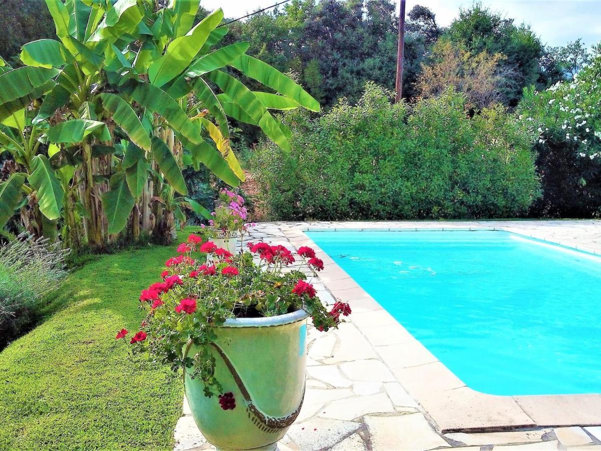 Peaceful Villa In Saint Paul De Vence With Pool 外观 照片